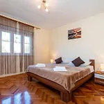 Two-bedroom In Sokusan Vakantiehuis Sukošan
